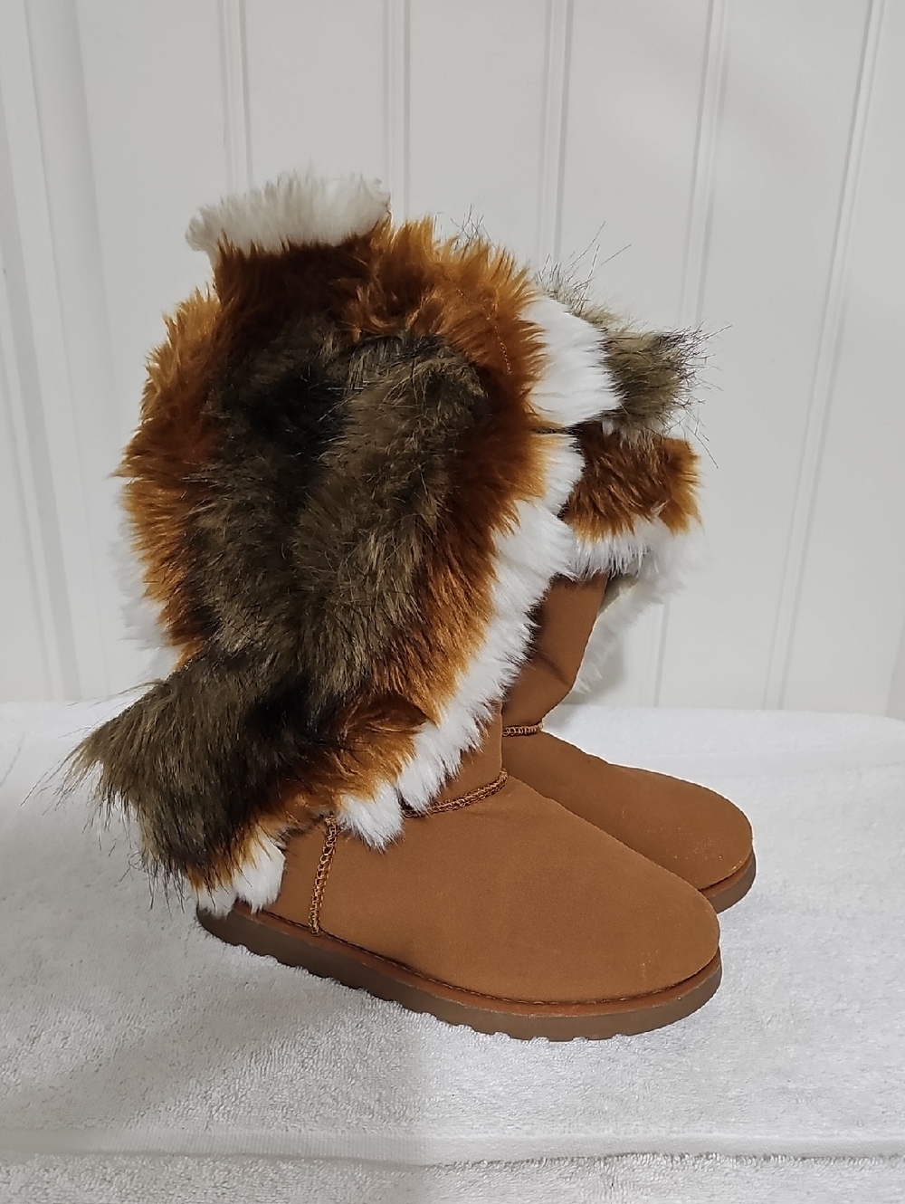 Chestnut Faux Fur Trim Winter Booties